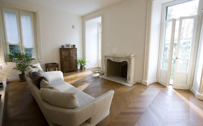 parchet stratificat clasic chevron